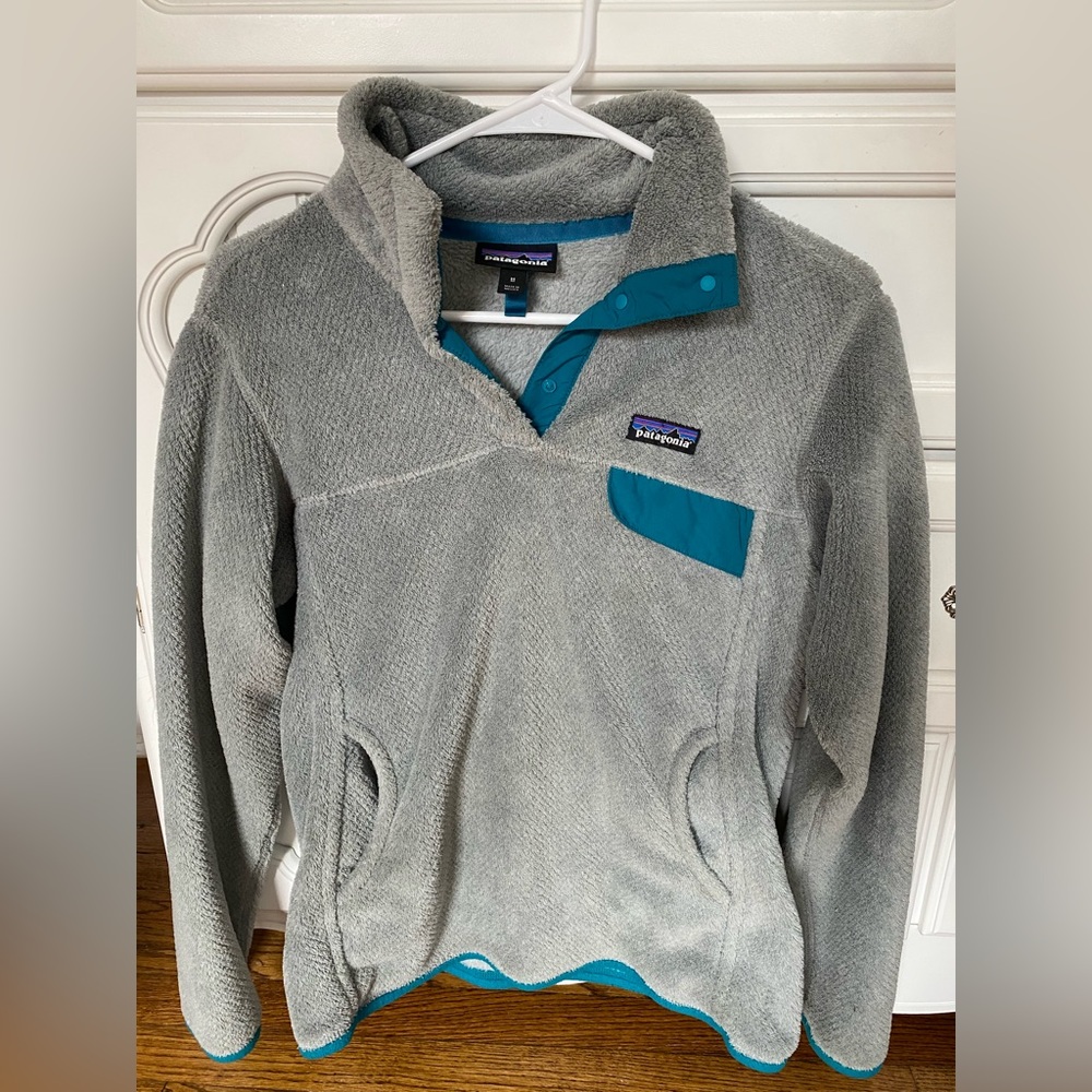 Grey Patagonia snap pullover - Picture 1 of 3